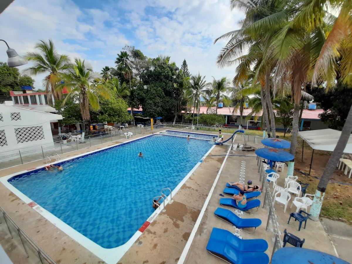 Hotel Sael Tocaima Buitenkant foto