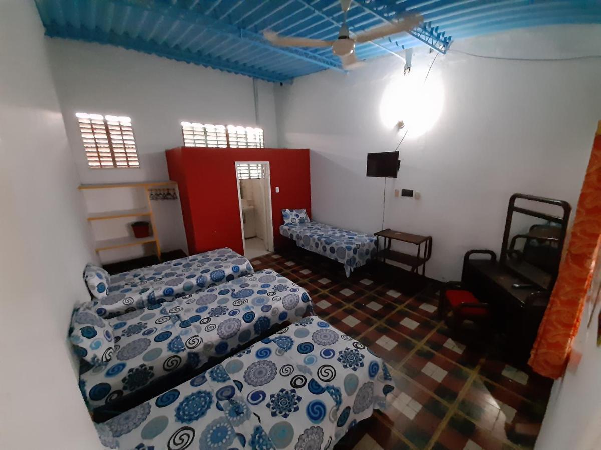 Hotel Sael Tocaima Buitenkant foto